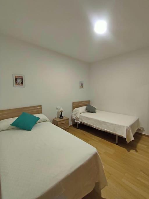 Apartamento Acerota, Con Parking Gratuito Córdoba Kültér fotó